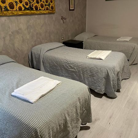 Albergo Roma Валданьо Екстериор снимка
